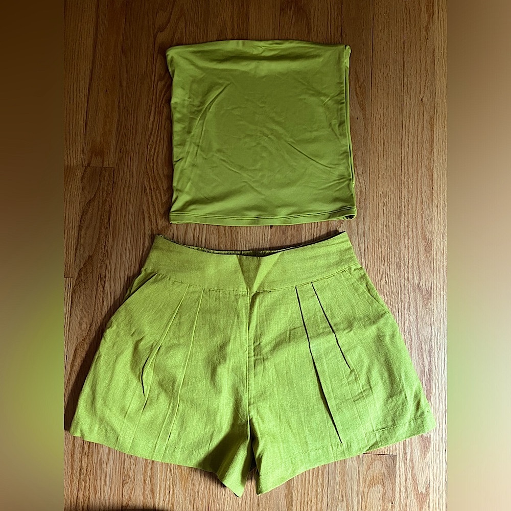 Abercrombie & Fitch set
